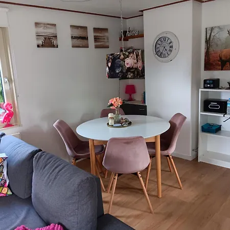 Alpehytte Klein Vink - 25 A Broekhuizen (Limburg)